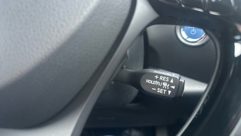 Toyota C-HR 2.0 Hybrid Dynamic 5dr CVT Hybrid Hatchback